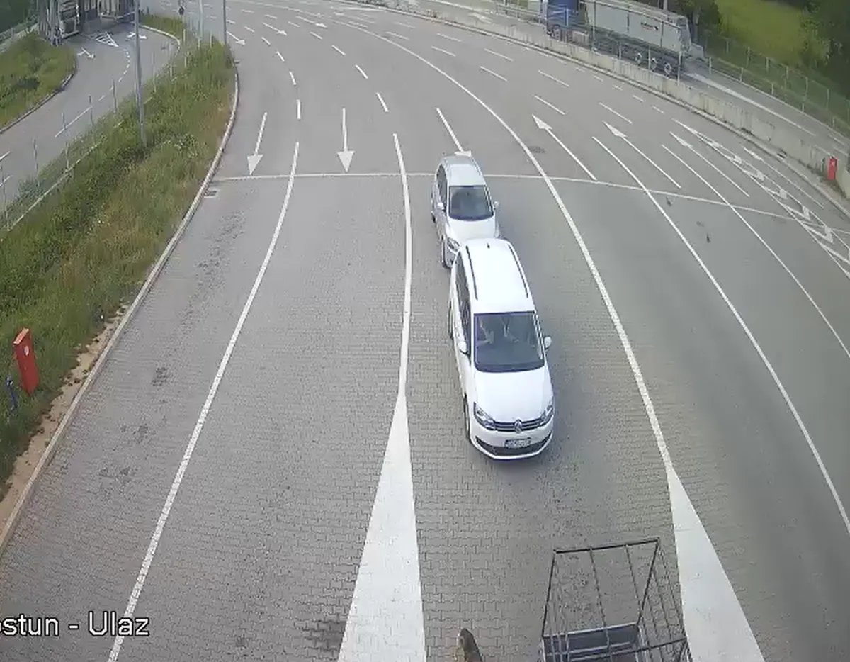 Od jutros bez dugačkih kolona na graničnim prelazima sa Crnom Gorom