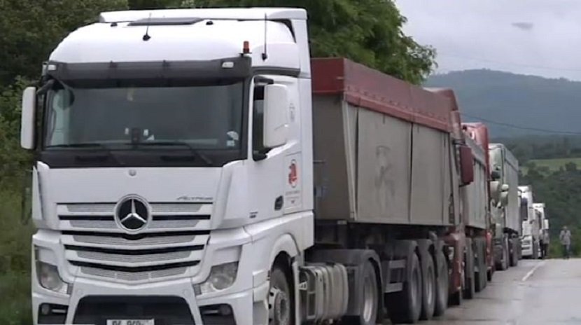 "Kolona je duga nekih 7,8 kilometara. To je opšta katastrofa": Novi carinski sistem u Hrvatskoj izazvao haos!