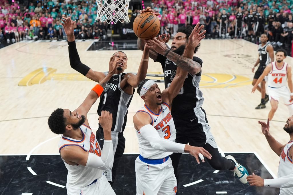 Košarkaši Njujorka poveli protiv San Antonija u NBA finalu