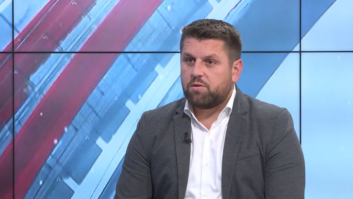Bošnjački potpredsednik RS traži da se u školama u tom entitetu prizna bosanski i hrvatski jezik
