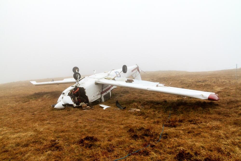 "PILOT NAPRAVIO SPIRALU, A ONDA SE SAMO ZABIO U ZEMLJU..." Novi detalji pada aviona u Hrvatskoj, otkriveno iz koje zemlje su POGINULI PUTNICI