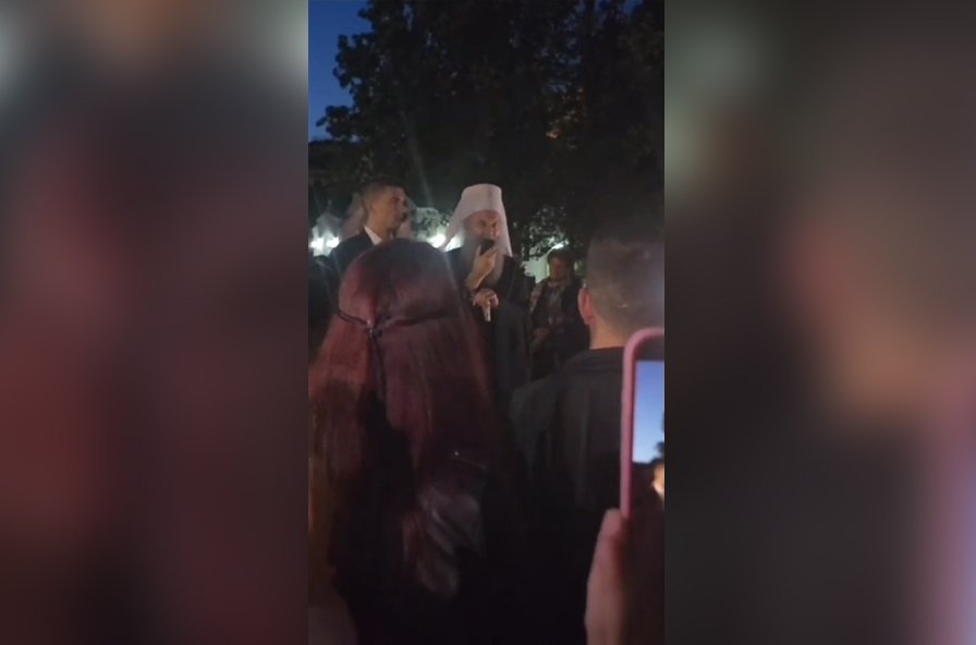 Porfirije: Obratite se molitvom Presvetoj Bogorodici, ona će vas čuti i zaštititi (VIDEO)