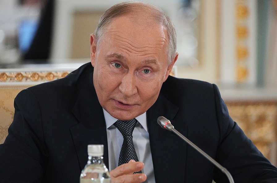 PUTIN: Spremni i voljni da pregovaramo s Ukrajinom na osnovama utvrđenim na Aljasci