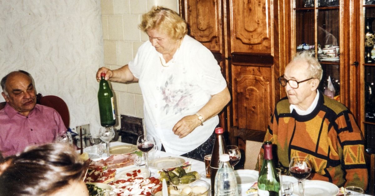 Možda ga imate na zidu, a ne znate koliko vredi: Ovaj goblen iz vremena stare Jugoslavije sve više je tražen