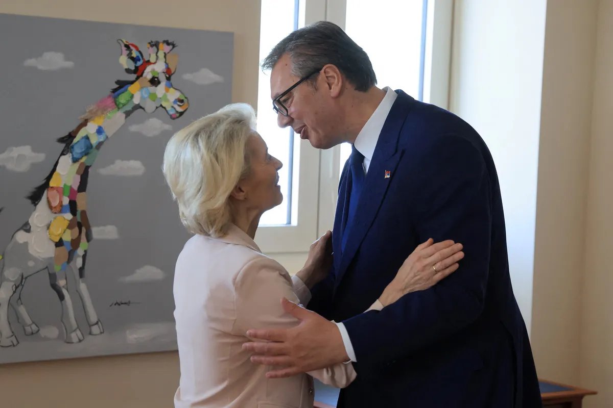 Vučić se sastao u Tvitu sa Fon der Lajen, Makronom, Mercom