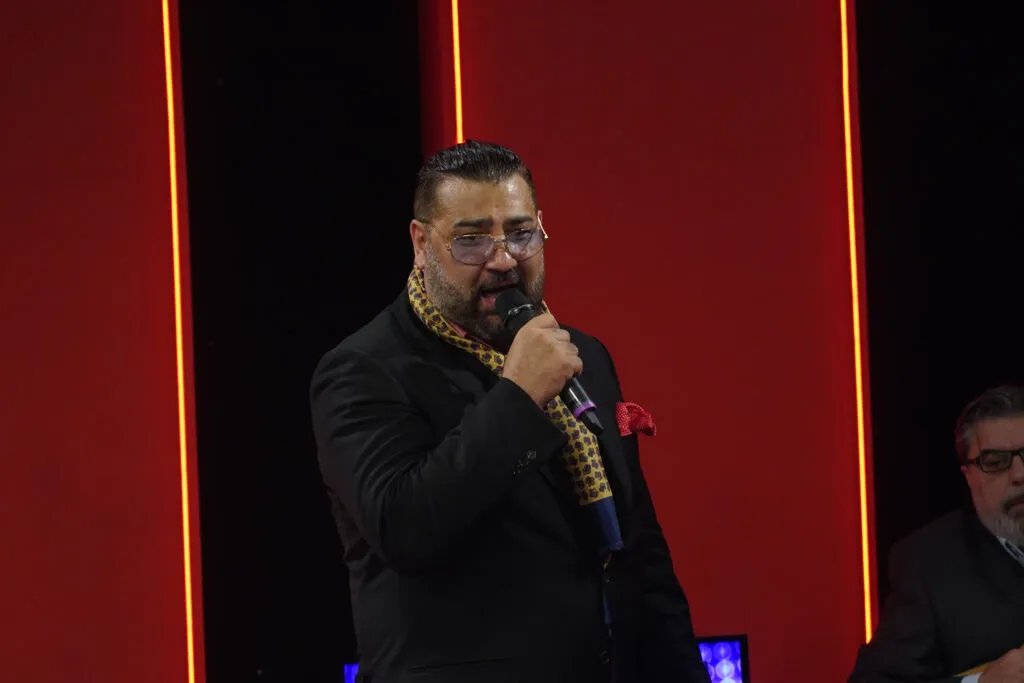 Naš pevač ima osmoro dece sa osam žena: Imena su potpuni hit, a jednog sina nije video 18 godina - "Prišao mi je na nastupu, mislio sam da hoće da se slikamo"
