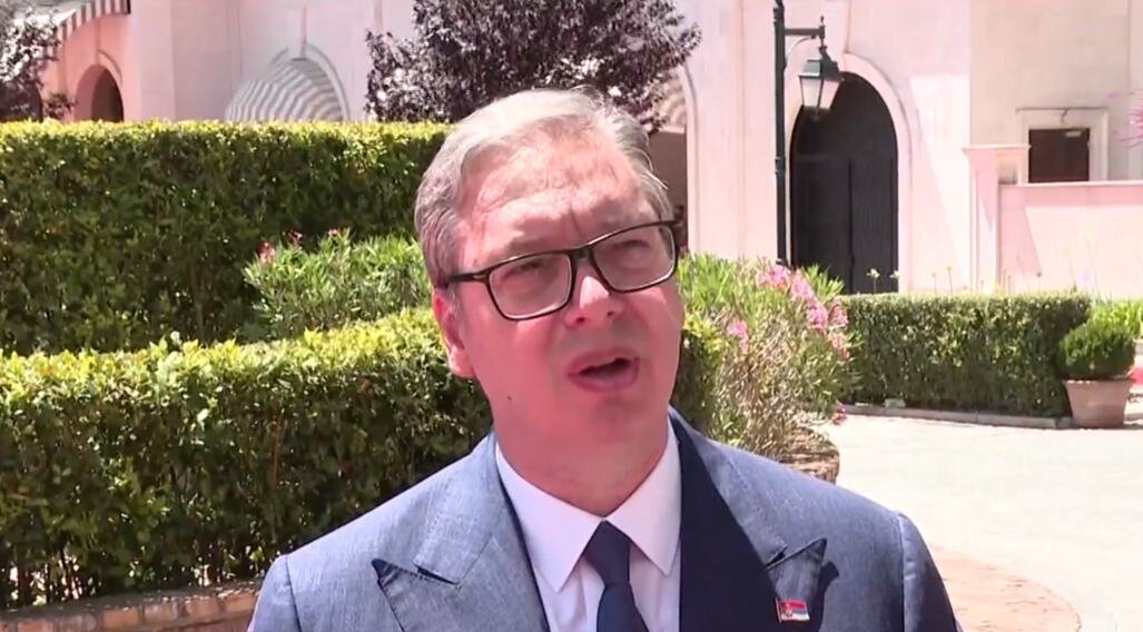 "POBRKALI SU ME SA NEKIM KO JE MNOGO VISOK": Vučić odgovorio na optužbe u vezi sa duvanskom mafijom