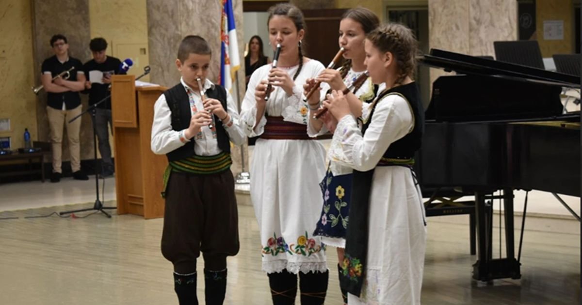 Učenici u Narodnom muzeju u Beogradu održali koncert tradicionalne srpske muzike