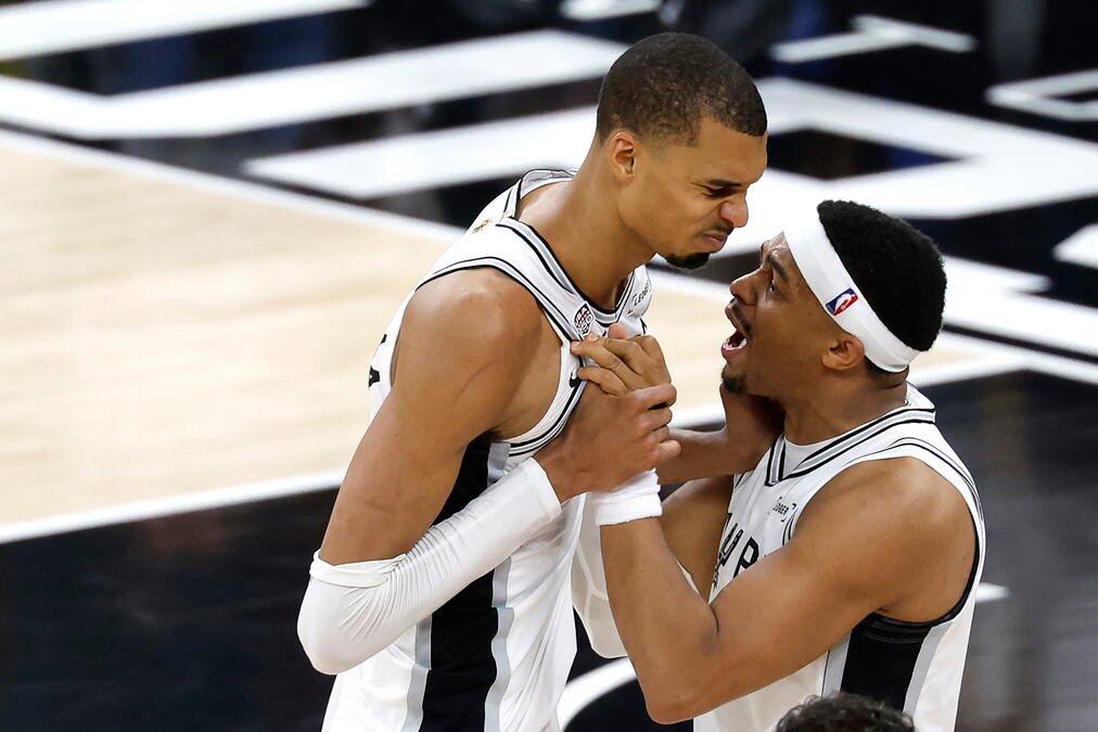 ČUDESNO NBA FINALE! Gori Njujork posle drugog brejka: Vembanjama sve prosuo... (VIDEO)