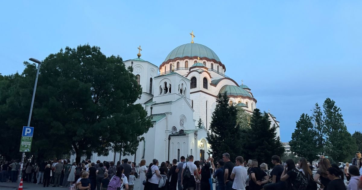 Časni pojas presvete Bogorodice danas će svečano biti ispraćen iz Hrama Svetog Save