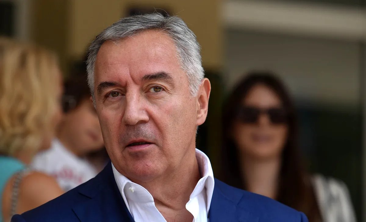 Autistična politika koja bi da naglasi vlastitu važnost: Milo Đukanović o potezima Beograda uoči samita u Tivtu
