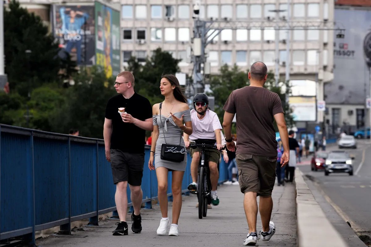 Promenljivo oblačno i toplo, kiša na severu i zapadu