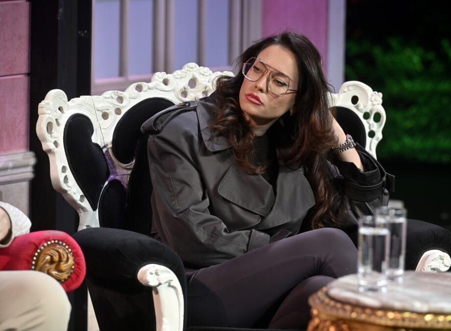 "GOVORILI SU DA SAM SELJANČICA, DA NOSIM OPANKE" Mirka Vasiljević o detinjstvu i odrastanju: Bila sam drugačija od ostale dece...