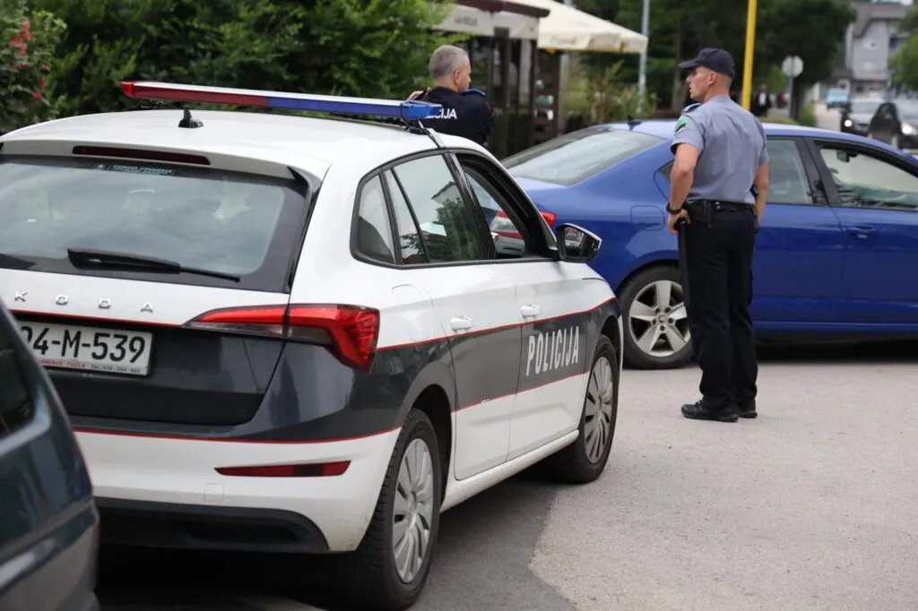 Pucnjava kod Banovića u BiH: Jedna osoba ubijena, jedna ranjena