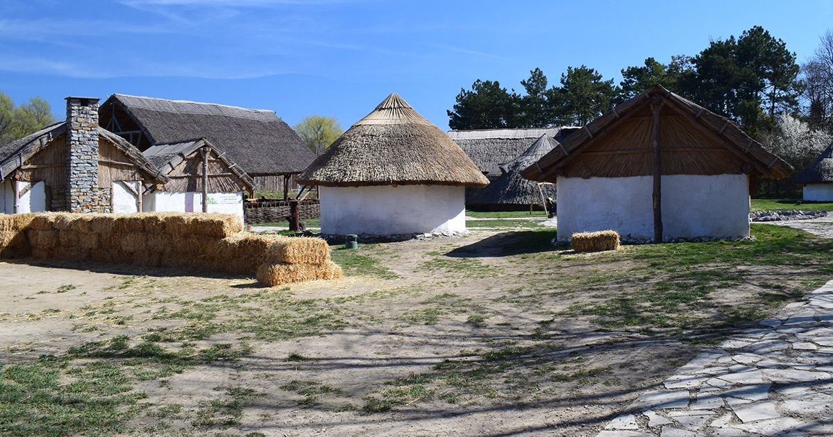 Najneobičnije selo u Srbiji: Nalazi se u srcu Srema, a posvećeno je keltima