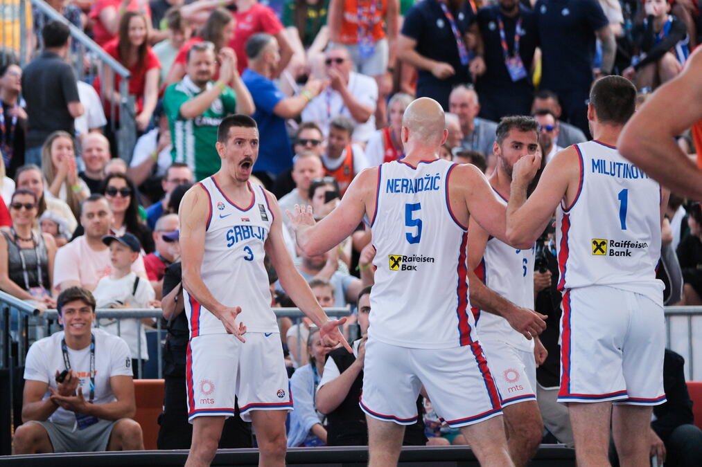 SRBIJA - LETONIJA: Srpski basketaši biju bitku za finale SP!