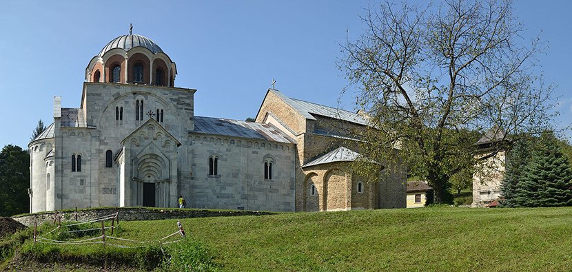 Jedan od najstarijih vodovoda u Srbiji datira iz 12. veka: Deo se čuva u porti manastira Studenica
