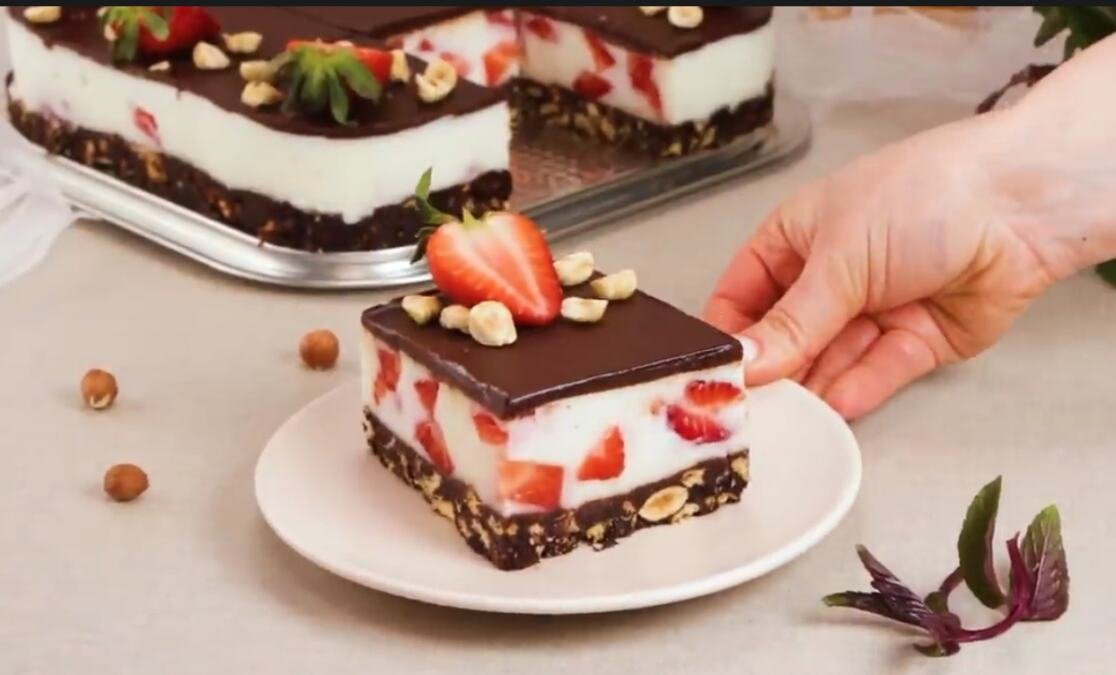 Lažna kapri sladoled - torta koja sladi i hladi: Kremasta poslastica koja se pravi brzo, a jede još brže