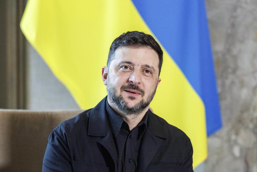 ZELENSKI STAVIO SVE KARTE NA STO! Ukrajinski lider ponudio Rusima "najbrži način" za zaustavljanje rata, pa otkrio preko koga je slao tajne poruke Putinu