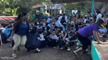 Rušile se zgrade kao kule od papira: Snimci razornog zemljotresa na Filipinima