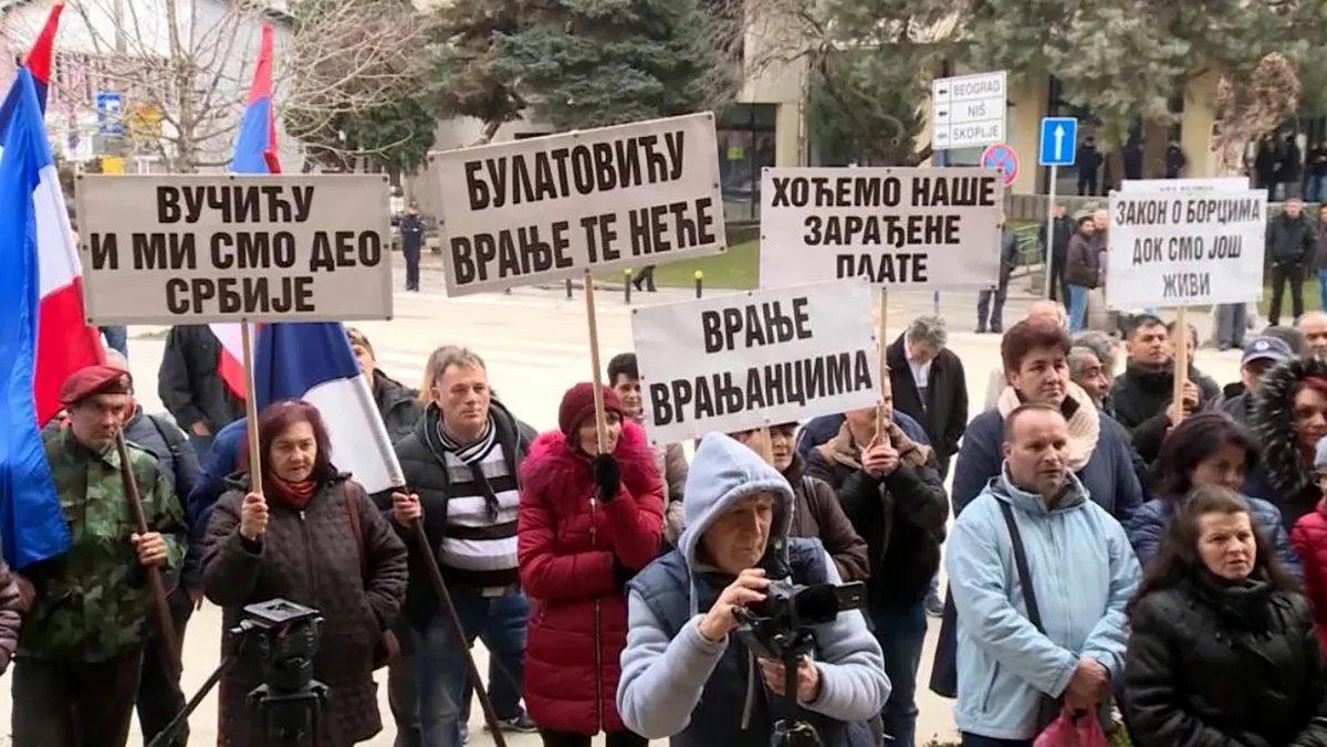 Savez slobodnih sindikata Srbije povlači se iz pregovora sa Vladom o isplati zaostalih plata radnicima "Koštane"