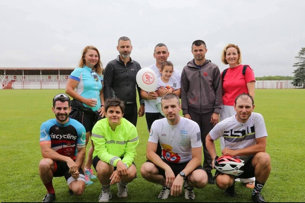 HUMANA VOŽNJA: Mlađi nadzornik iz Okružnog zatvora Novi Sad završio put dug 1.000 kilometara za zdrava dečja srca! (foto)