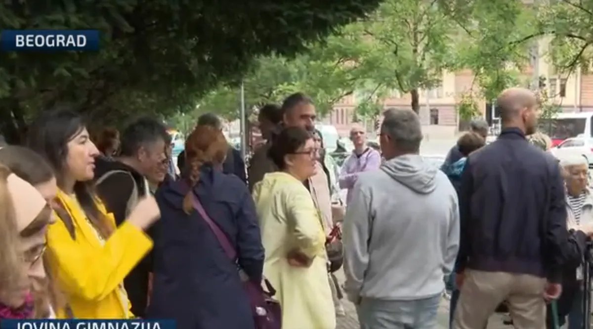 Roditelji đaka Jovine gimnazije na sastanku sa pokrajinskim sekretarom za obrazovanje tražili razrešenje direktora