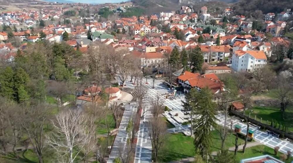 Raj za penzionere sa plićim džepom: Ukoliko niste dobili banju preko PIO fonda, ovo je prava stvar za vas
