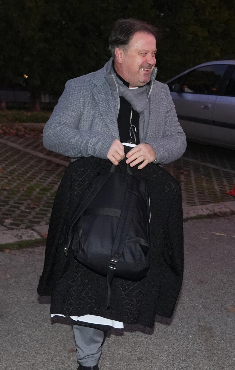 UDALA MU SE VANBRAČNA ĆERKA, A EVO DA LI JE BIO KRAJ SVOG DETETA SVE OVE GODINE: Njegovo prezime nikad nije nosila