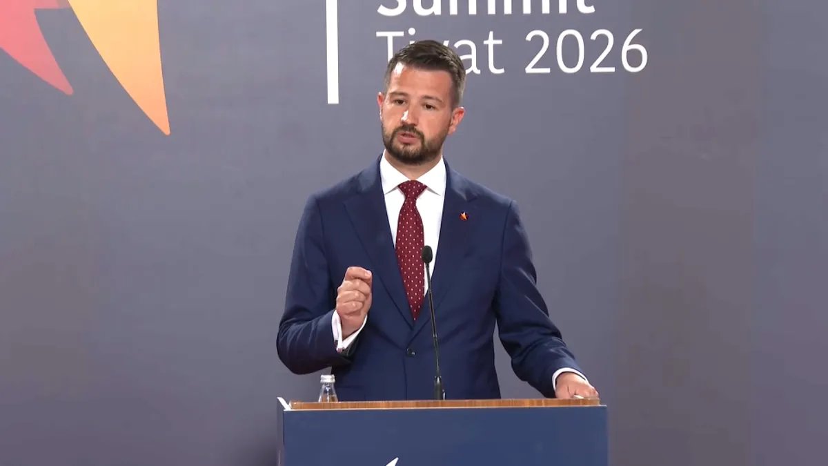 Milatović vratio zakon, protivi se da se dvorac da u privatno vlasništvo Nikoli Petroviću