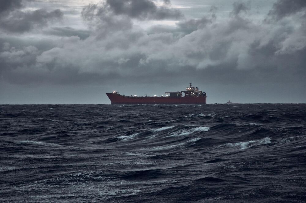 Haos kod omanske obale: Gori tanker!