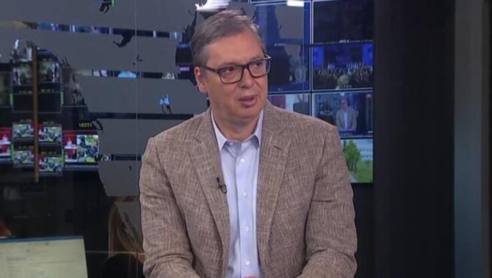 "Gledaćemo da obradujemo one sa najnižim primanjima": Vučić najavio veliko povećanje penzija