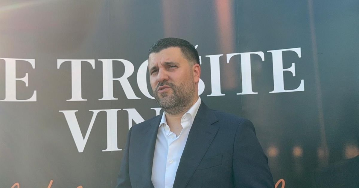 Nebojša Vojvodić na ivici suza, prvi put o porodičnoj tragediji: "Još uvek nisam svestan, nisam došao sebi"