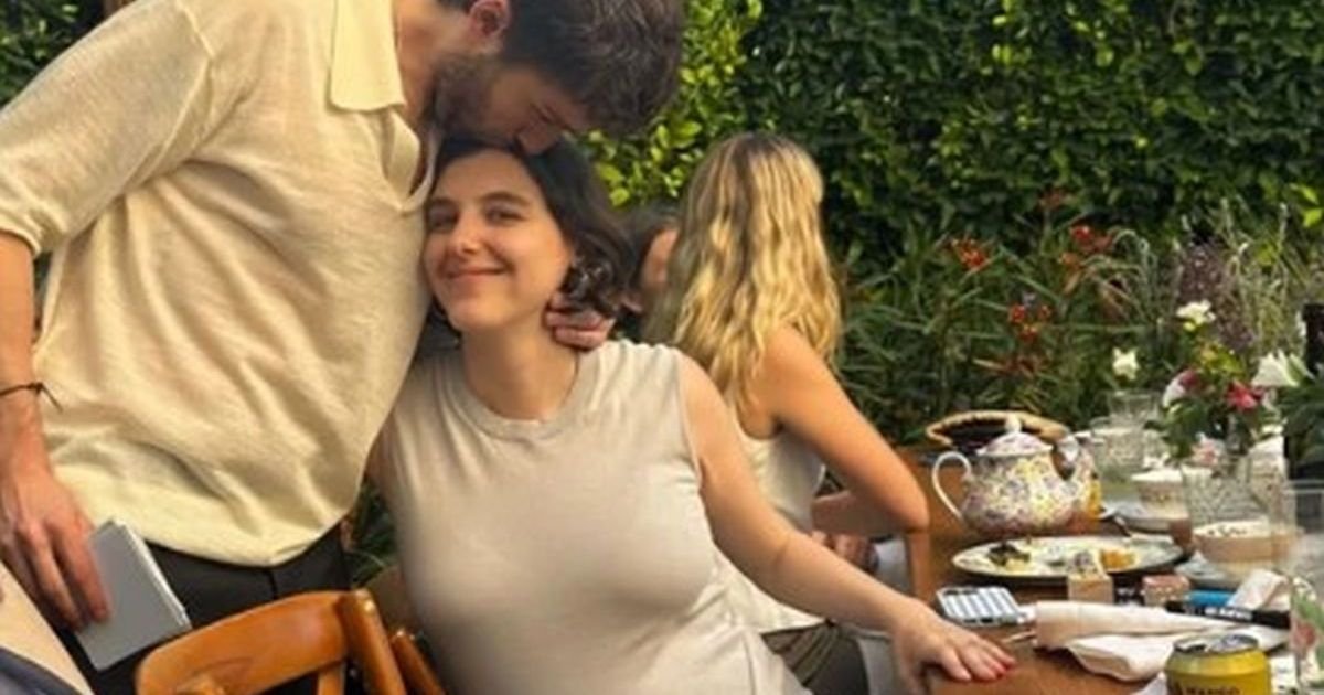 Branka Petrić postaje prabaka! Trudna Nika Fehmiju, pokazala stomačić u uskoj haljini
