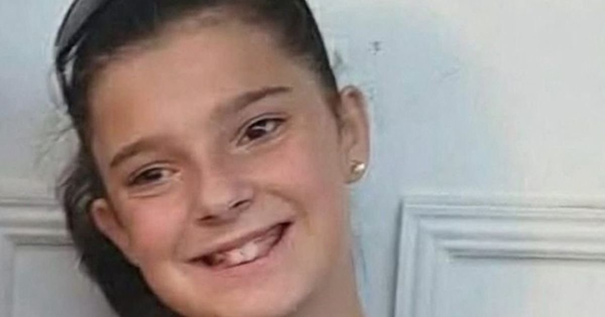Veliki broj ljudi okupio se da oda počast ubijenoj Lijani (11) uprkos zabrani