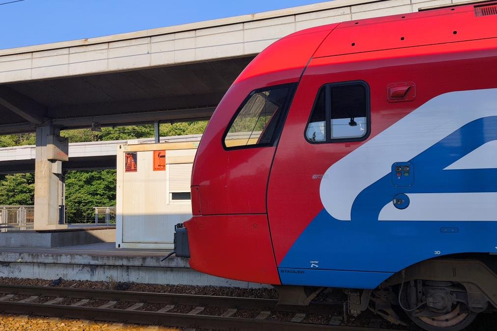 ZAVRŠENI RADOVI, OGLASIO SE SRBIJAVOZ: Vozovi na relaciji Zaječar Majdanpek ponovo staju u Boru!