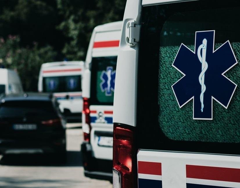 OGLASILA SE ŠKOLA NAKON TRAGEDIJE U KOJOJ JE PREMINUO UČENIK (9): Dete se ugušilo komadom krofne tokom odmora