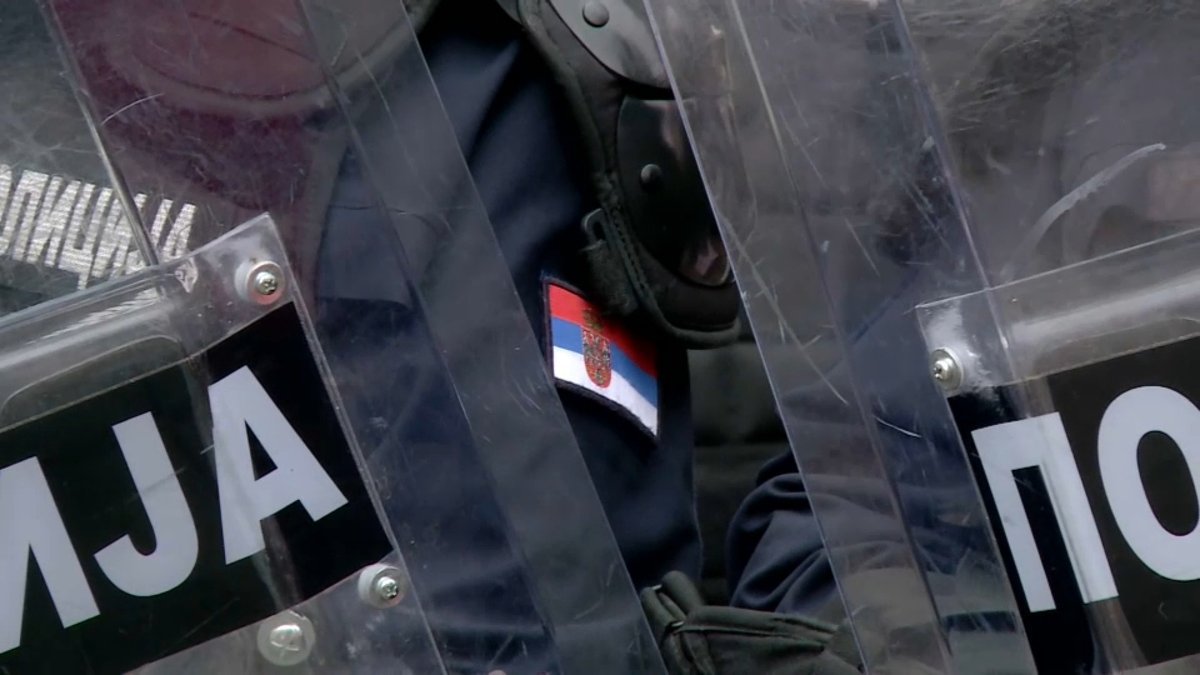 Uhapšen penzionisani policijski službenik zbog sumnje na zloupotrebu službenog položaja