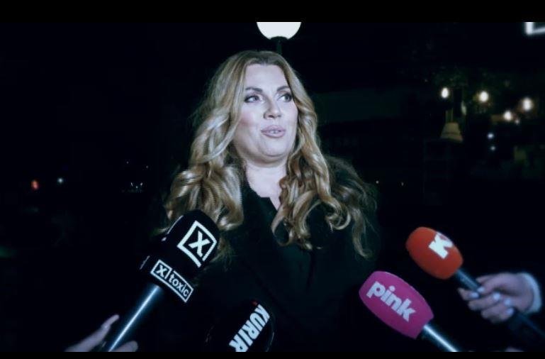 ŽIVI KAO U BAJCI! Pevačica pokazala raj na Kosmaju: Zarađuje od pet apartmana u Grčkoj, a ono što je uradila sa stanom na Banovom brdu iznenadilo mnoge... FOTO