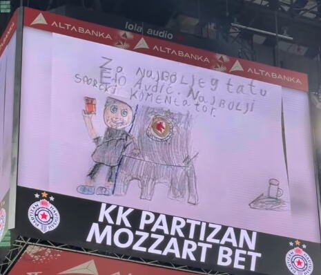 TEŠKE SCENE U ARENI: Grobari skandirali Edinu Avdiću - na monitoru se pojavio crtež sina Isaka