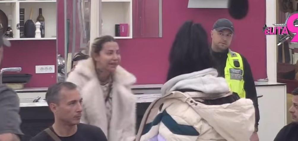 ULETELO OBEZBEĐENJE! Aneli i Terza samo što se ne potuku, ludilo u Eliti