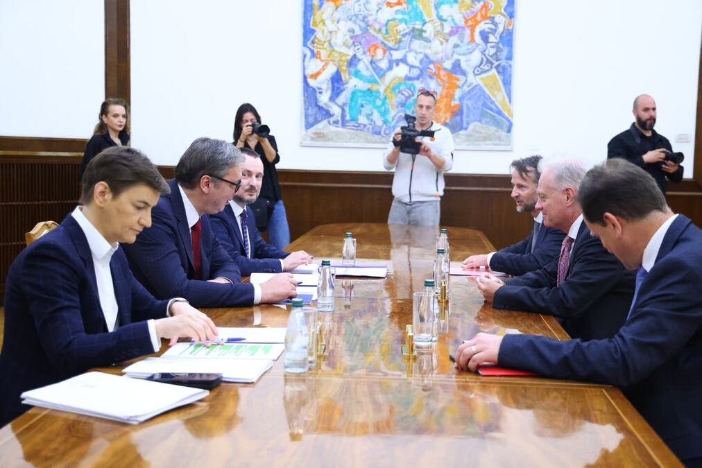 "RAZGOVARAO SAM O DALJEM NAPRETKU SRBIJE NA EU PUTU" Vučić o detaljima sastanka s Kopmanom i Operativnim timom za pristupanje Srbije EU (FOTO)