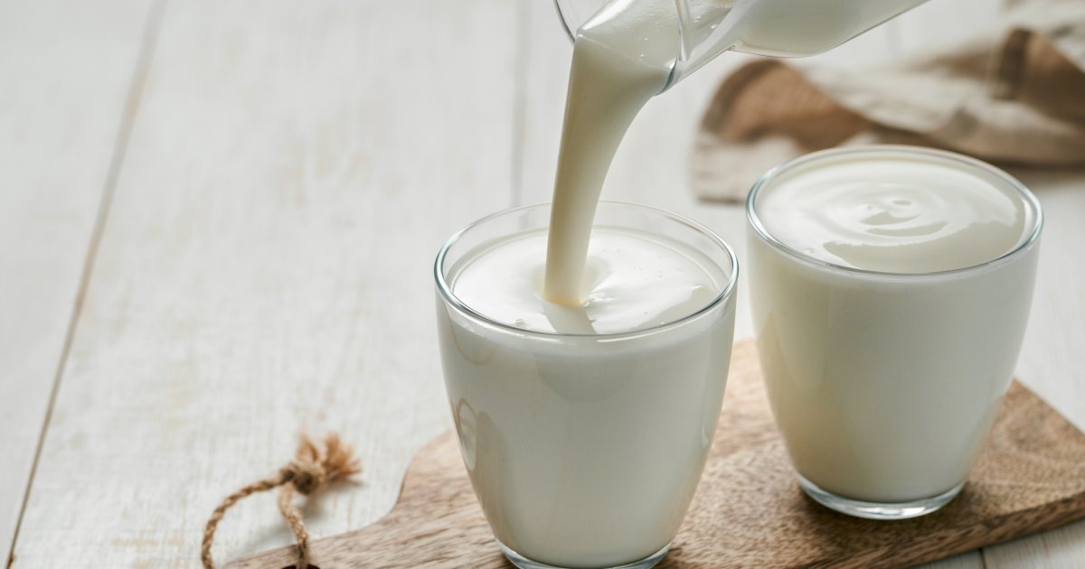 Domaći jogurt koji je kremastiji od kupovnog: Potrebna su samo 2 sastojka i malo strpljenja