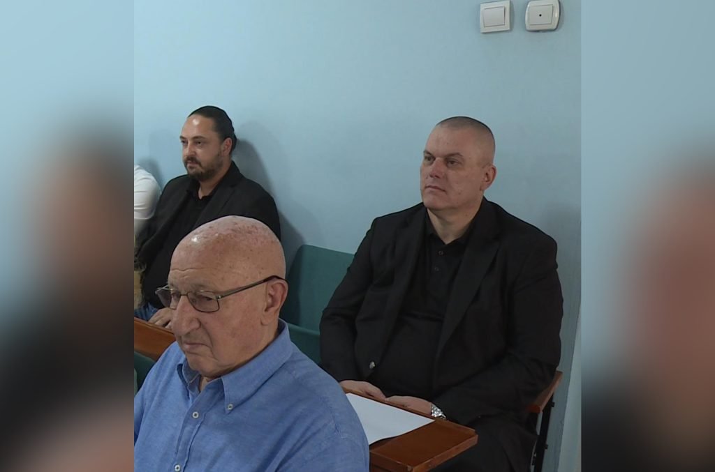 PORODICA MARKOVIĆ U CELOSTI PLATILA IZGRADNJU SPOMENIKA DRAGANU MARKOVIĆU PALMI