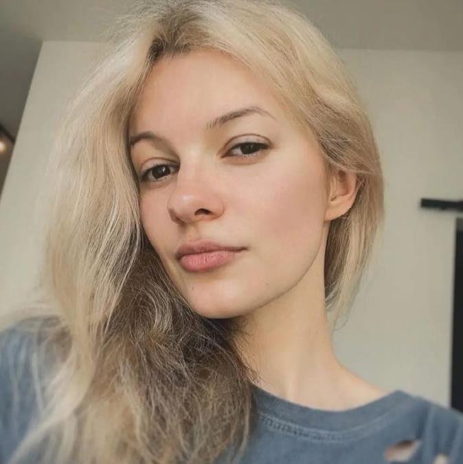 IRINU (23) JE ZVERSKI IZBO NOŽEM U VOZU! Ubica prekinuo ročište na sudu, a onda je doneta ŠOKANTNA ODLUKA! "Imam materijal u svom telu"