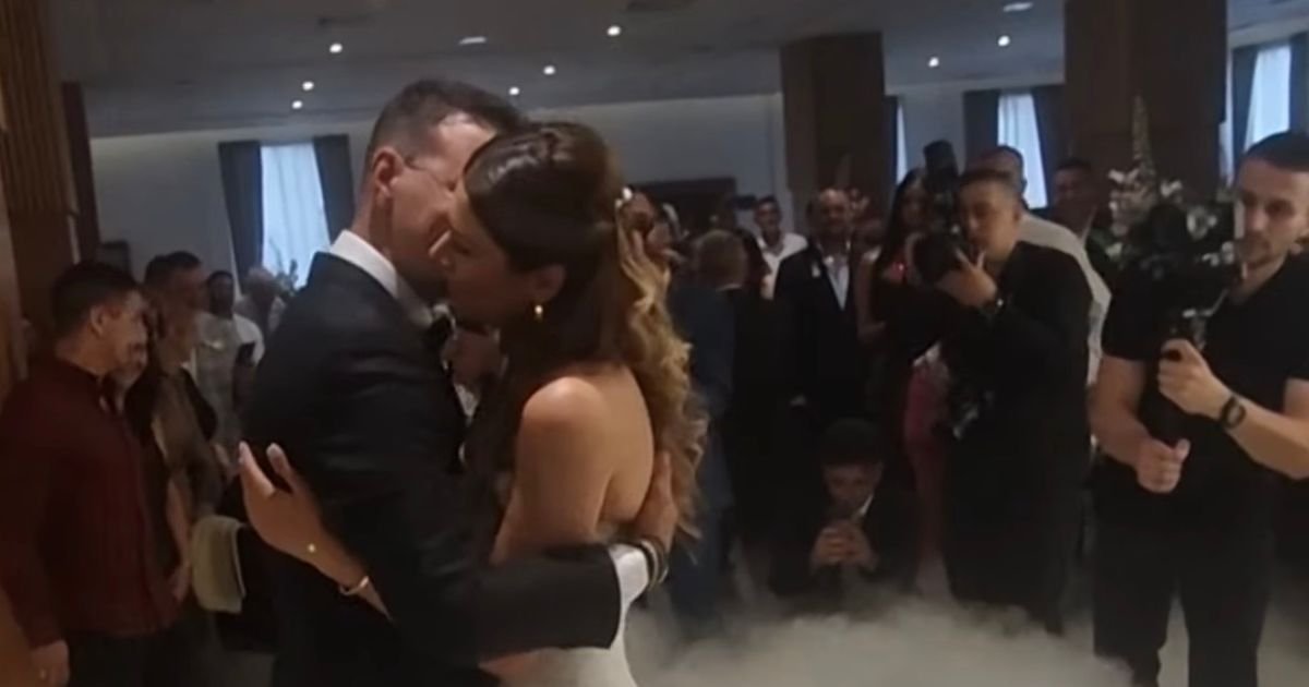 Ova lepotica je danas postala snajka najvažnijeg čoveka na Grandu: Evo koje prezime uzela