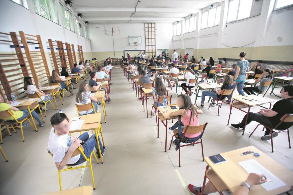 Osmaci, bez panike! Detaljan vodič i kalendar za malu maturu: Psiholog otkriva koliko sati dnevno treba učiti, a evo šta nikako ne smete da radite pred ispit!