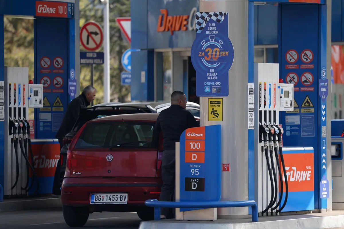 Objavljene nove cene goriva: Pojeftinili i dizel i benzin
