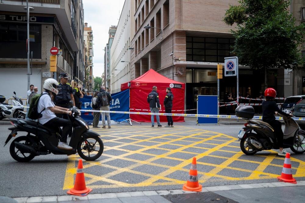 POZNATO KO JE UBIJENI MUŠKARAC U BARSELONI! Rođeni je brat poznatog fudbalera - ubica mu PUCAO U GLAVU nasred ulice