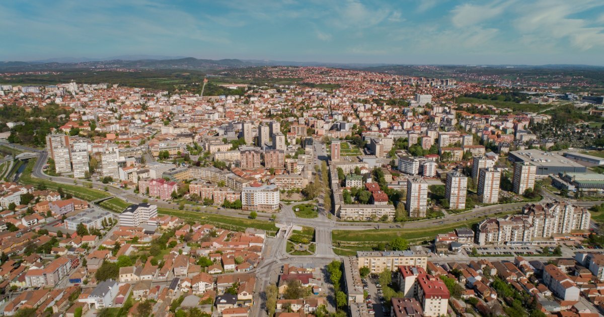 Jedan srpski vladar u ovom gradu je ostavio značajan trag: U njegovo doba bio to najznačajniji grad u zemlji